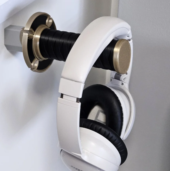 Headphone & Controller Stand